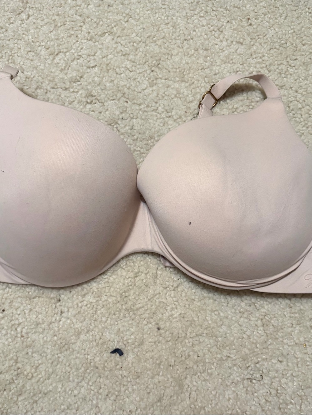 Smooth Nude Victoria’s Secret Bra